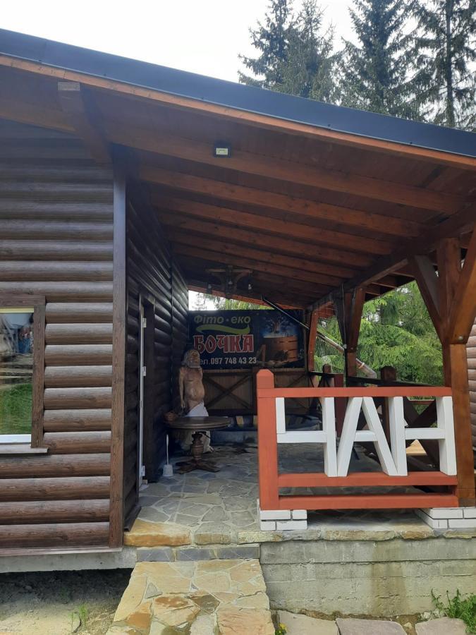 Hotel Novoe Shale Jablunytsja Exteriör bild
