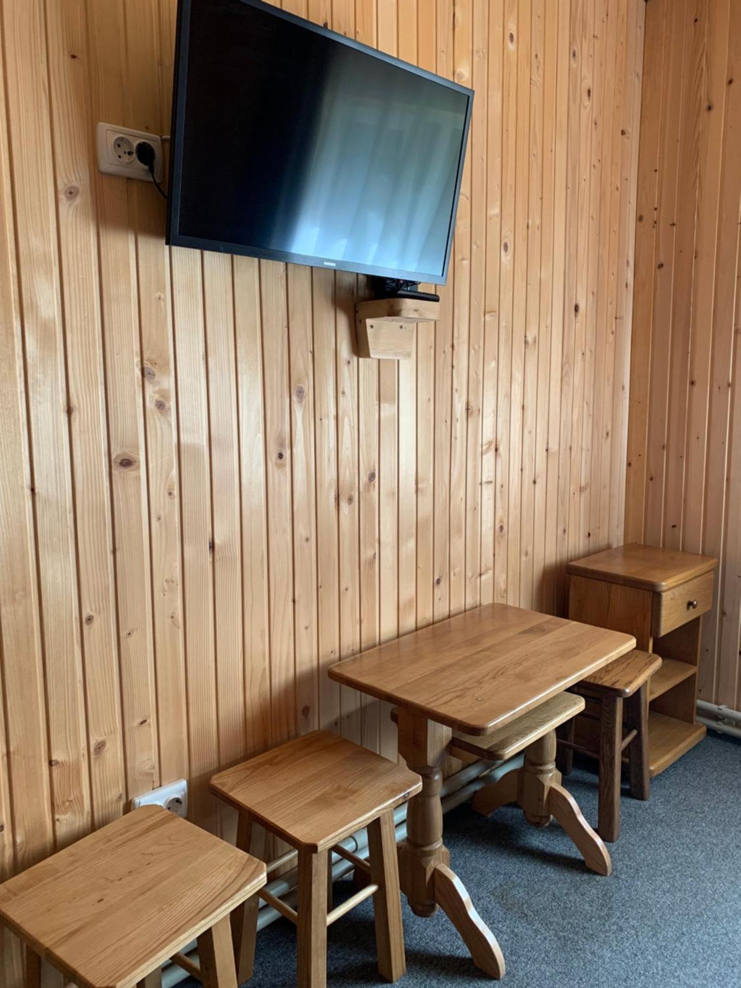Hotel Novoe Shale Jablunytsja Exteriör bild